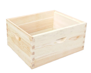 8 Frame Full Depth Timber Hive Box - Flat pack dovetail